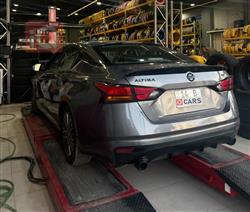 نيسان ألتيما